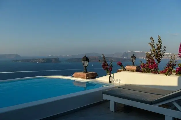 Senior Süit, Kişiye Özel Havuzlu (Volcano & Sunset View)