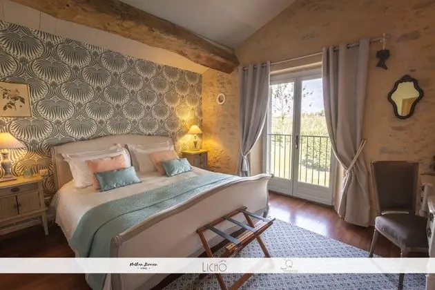 Comfort Tek Büyük Yataklı Oda, Banyolu/Duşlu, Park Manzaralı (Lotus)