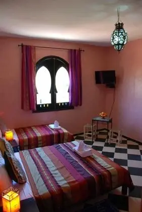 Üç Kişilik Oda, Birden Çok Yatak