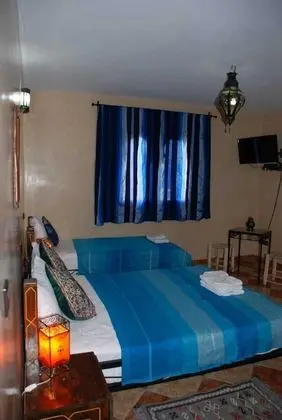 Üç Kişilik Oda, Birden Çok Yatak