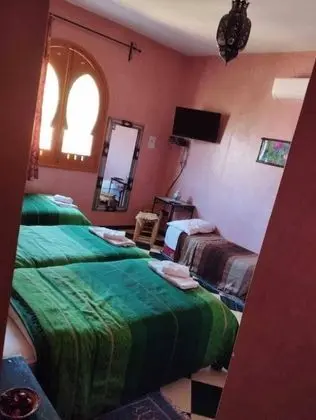Üç Kişilik Oda, Birden Çok Yatak