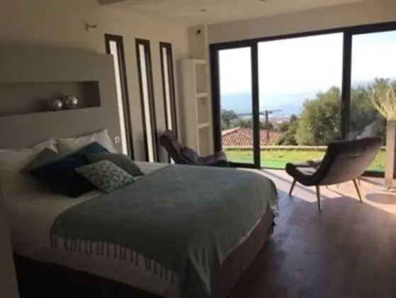 Deluxe Tek Büyük Yataklı Oda, Deniz Manzaralı