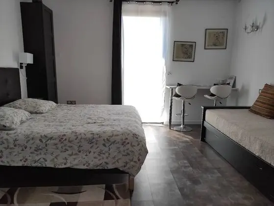 Family Üç Kişilik Oda, Vadi Manzaralı