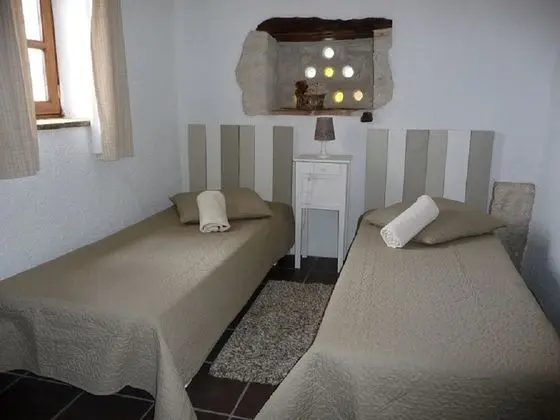 Family Oda, Sigara İçilmez (Eugénie)