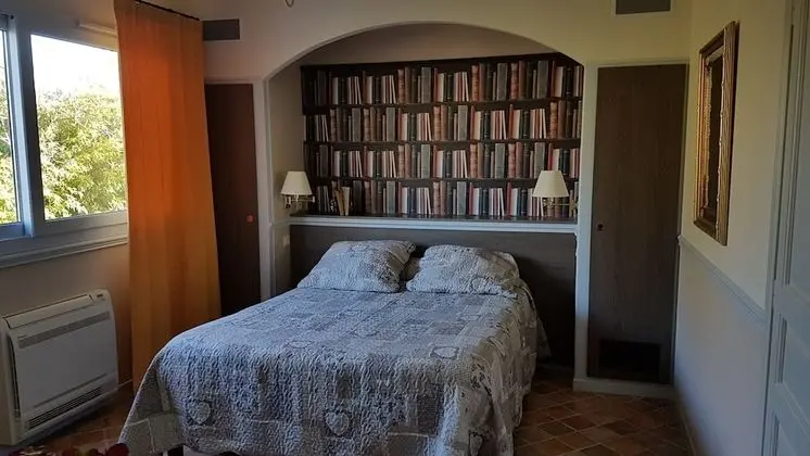 Tek Büyük Yataklı Oda