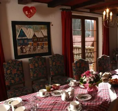 Luxury Tek Büyük Yataklı Oda, Banyolu/Duşlu, Bahçe Manzaralı