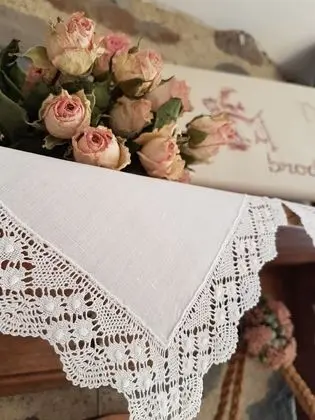 Tek Büyük Yataklı Oda (Rose)