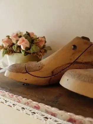 Tek Büyük Yataklı Oda (Rose)