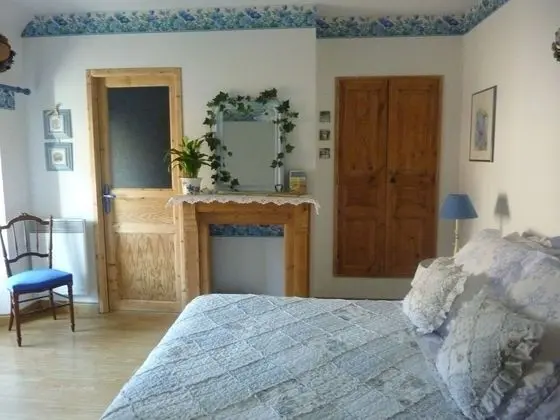 Üç Kişilik Oda (Bleue)