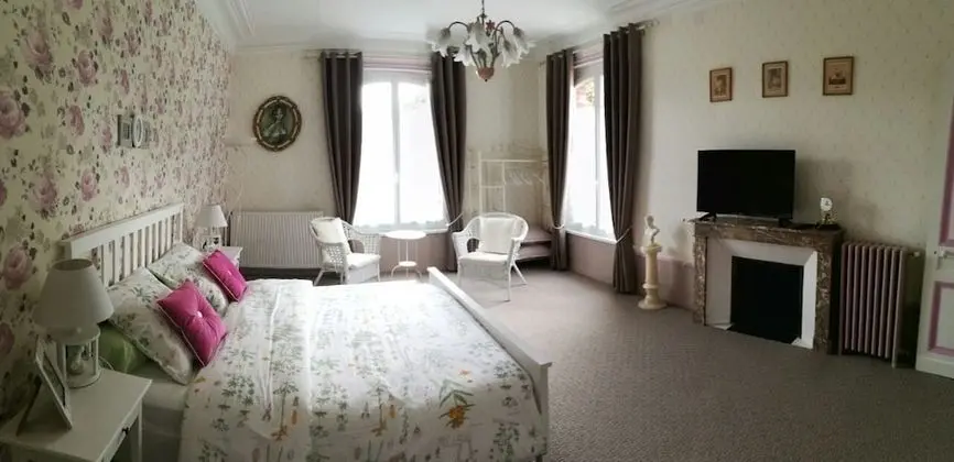 Comfort Üç Kişilik Oda (Rose)