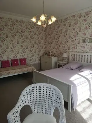 Comfort Üç Kişilik Oda (Rose)