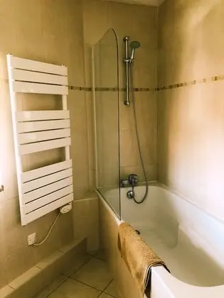 Tek Büyük Yataklı Oda, Özel Banyo, Havuz Manzaralı (COCON)