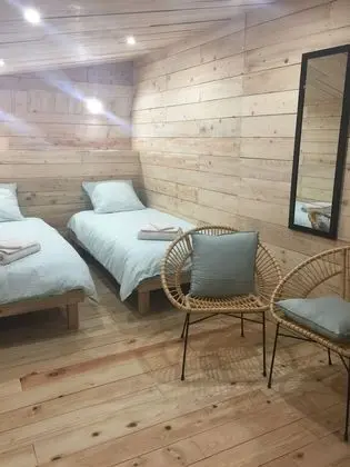 Tek Büyük veya İki Ayrı Yataklı Oda