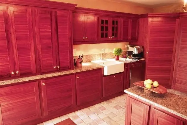 Deluxe Ev, Birden Çok Yatak, Sigara İçilmez