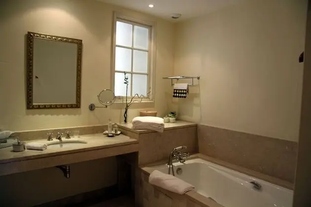 Deluxe Ev, Birden Çok Yatak, Sigara İçilmez