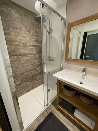 Exclusive Dört Kişilik Oda, Özel Banyo, Bahçe Manzaralı (Florentine )