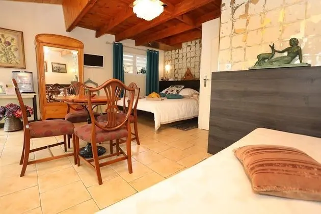 Dört Kişilik Oda, Banyolu/Duşlu, Bahçe Manzaralı (Family room)