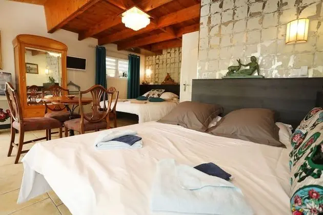 Dört Kişilik Oda, Banyolu/Duşlu, Bahçe Manzaralı (Family room)