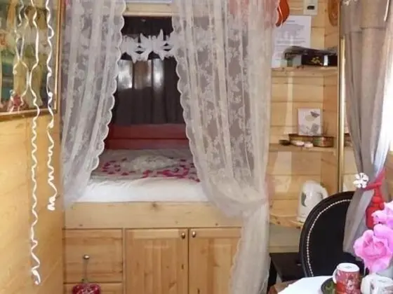 Tek Büyük Yataklı Oda, Banyolu/Duşlu (Roulotte)