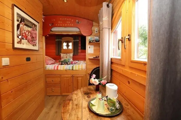 Tek Büyük Yataklı Oda, Banyolu/Duşlu (Roulotte)