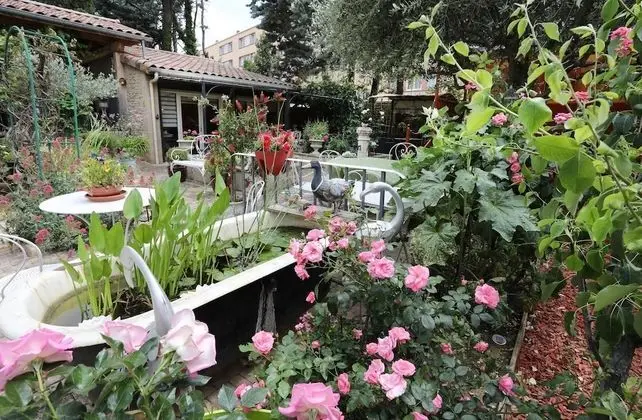 Tek Büyük Yataklı Oda, Banyolu/Duşlu (Roulotte)