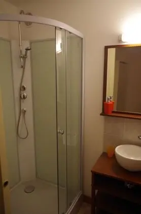 Standard Tek Büyük Yataklı Oda (Marguerite)