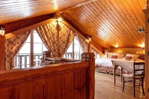 Süit ( La suite du Manège)