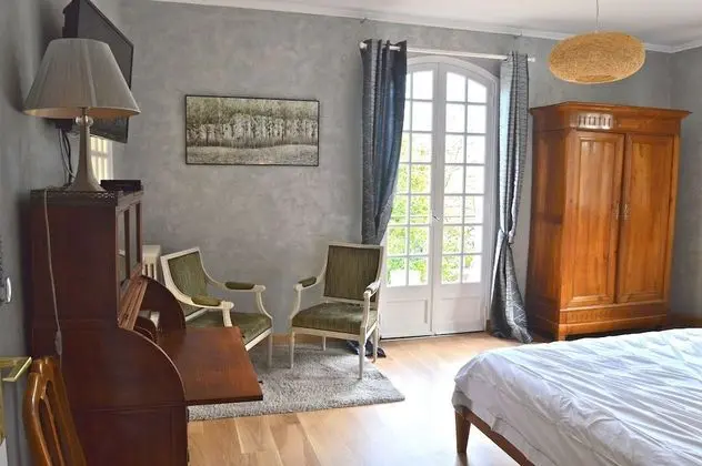 Tek Büyük Yataklı Oda (Salat)