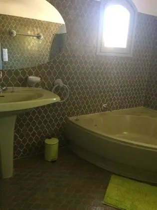 Comfort Oda, Havuz Manzaralı