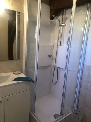 Business Tek Büyük Yataklı Oda