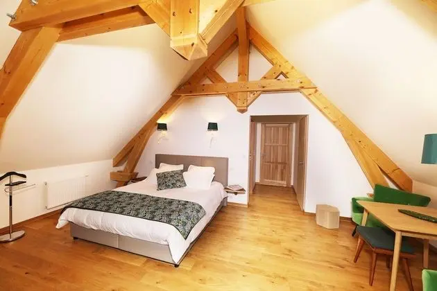 Tek Büyük Yataklı Oda (La Forge)