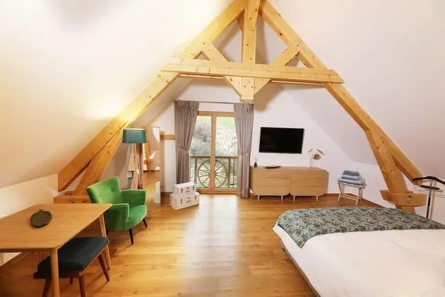 Tek Büyük Yataklı Oda (La Forge)