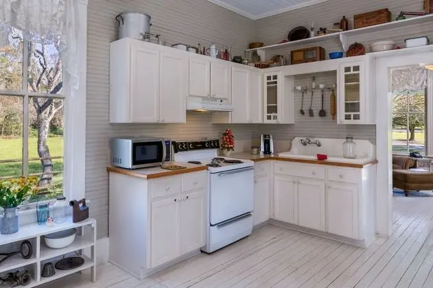 Oda, Özel Banyo (Autumn Cottage)