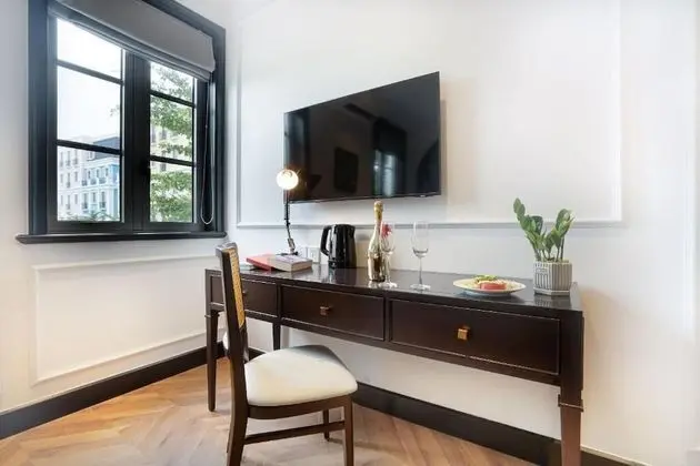 Comfort Tek Büyük Yataklı Oda