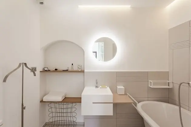 Deluxe Tek Büyük Yataklı Oda, Bahçe Manzaralı (1)