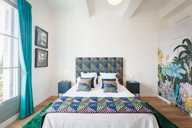 Deluxe Tek Büyük Yataklı Oda, Bahçe Manzaralı (2)