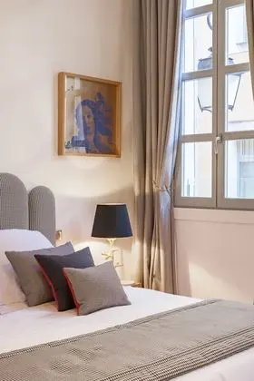 Deluxe Tek Büyük Yataklı Oda, Şehir Manzaralı (1)