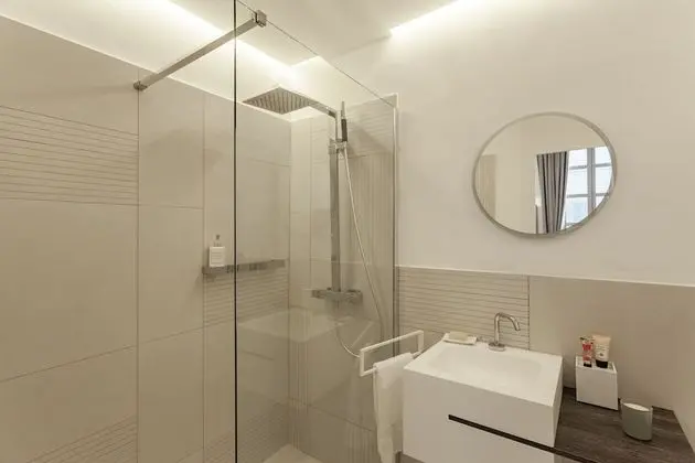 Deluxe Tek Büyük Yataklı Oda, Şehir Manzaralı (1)
