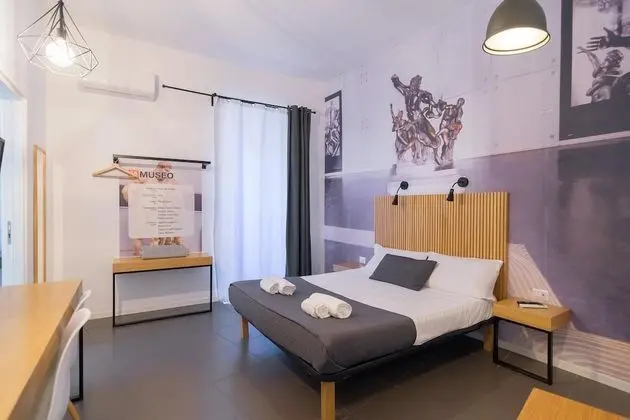 Classic Tek Büyük Yataklı Oda