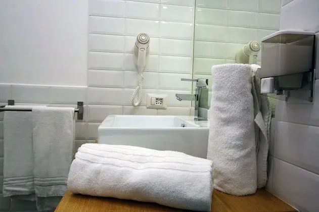 Classic Tek Büyük Yataklı Oda