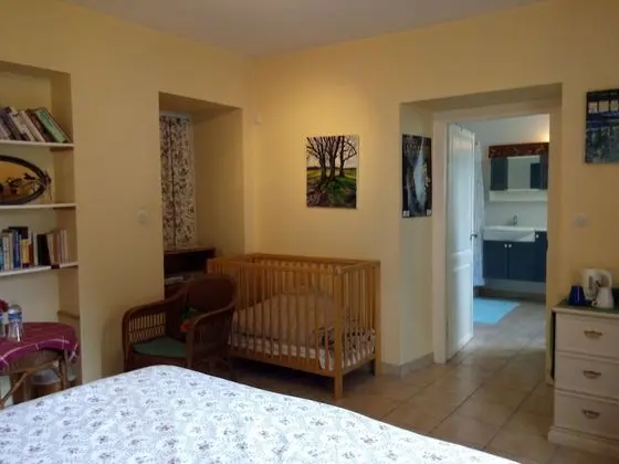 Comfort Tek Büyük Yataklı Oda, 1 Çift Kişilik Yatak, Bahçe Manzaralı, Zemin Kat