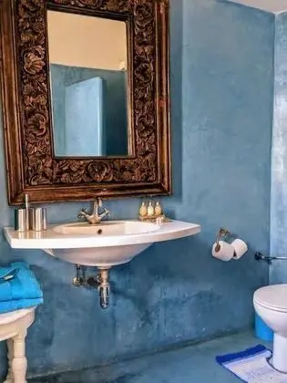 Tek Büyük Yataklı Oda (Blanche)