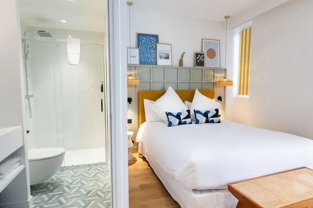 Deluxe Tek Büyük Yataklı Oda