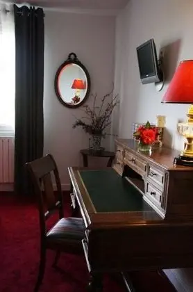 Tek Büyük Yataklı Oda, Dağ Manzaralı
