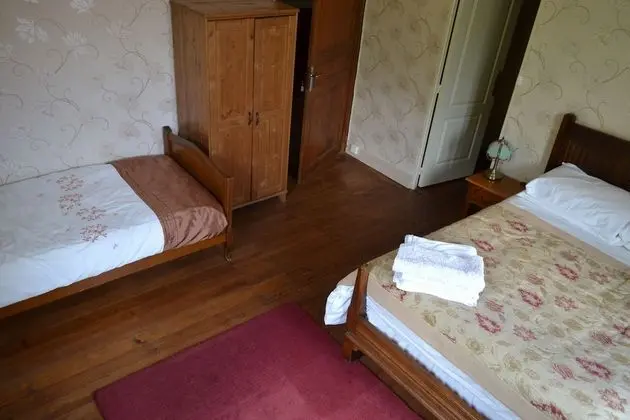 Üç Kişilik Oda (Chambre 1)