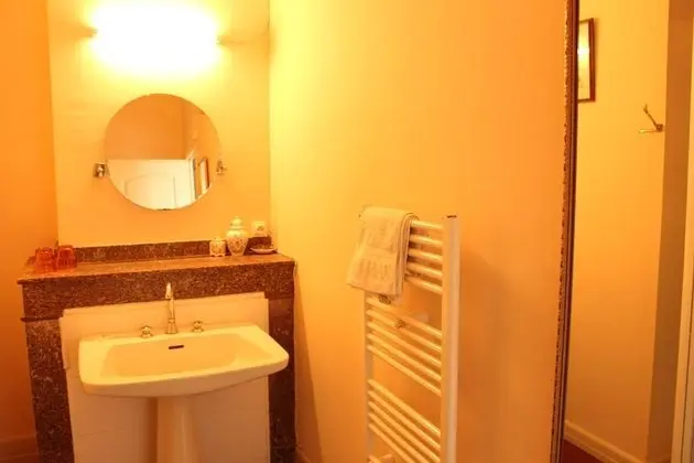 Üç Kişilik Oda (Chambre 1)