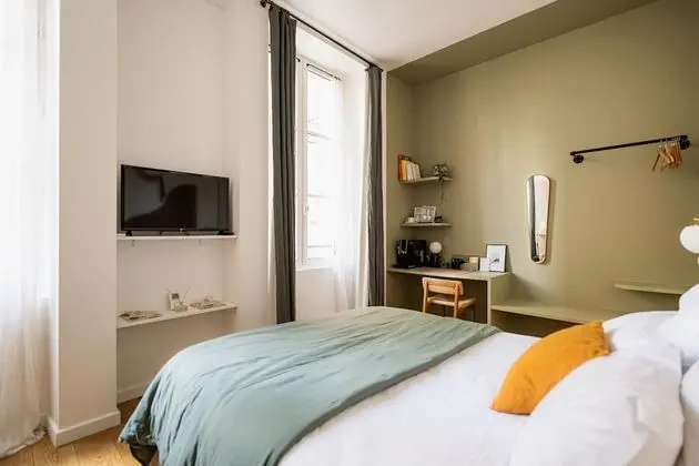 Tek Büyük Yataklı Oda, Şehir Manzaralı (Chambre double 1er étage )