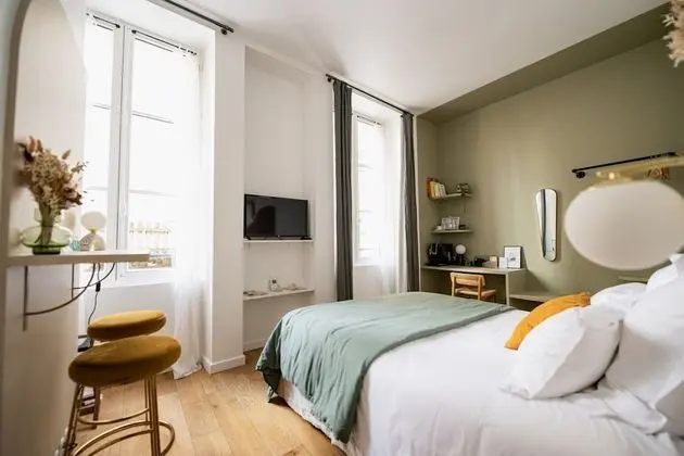 Tek Büyük Yataklı Oda, Şehir Manzaralı (Chambre double 1er étage )