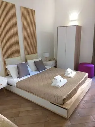 Economy Tek Büyük veya İki Ayrı Yataklı Oda (Private External Bathroom)