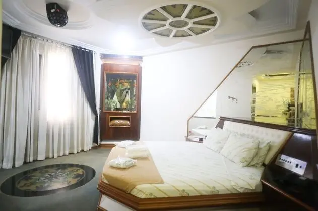 Tek Büyük Yataklı Oda, Sıcak Su Havuzu (Maison)